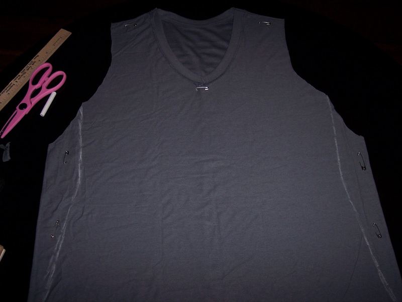 Men's T-shirt Makeover #3 Ruffle V-Neck T – photo 5
