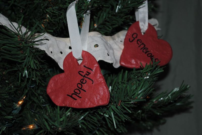 Love is... Holiday Tree β photo 12